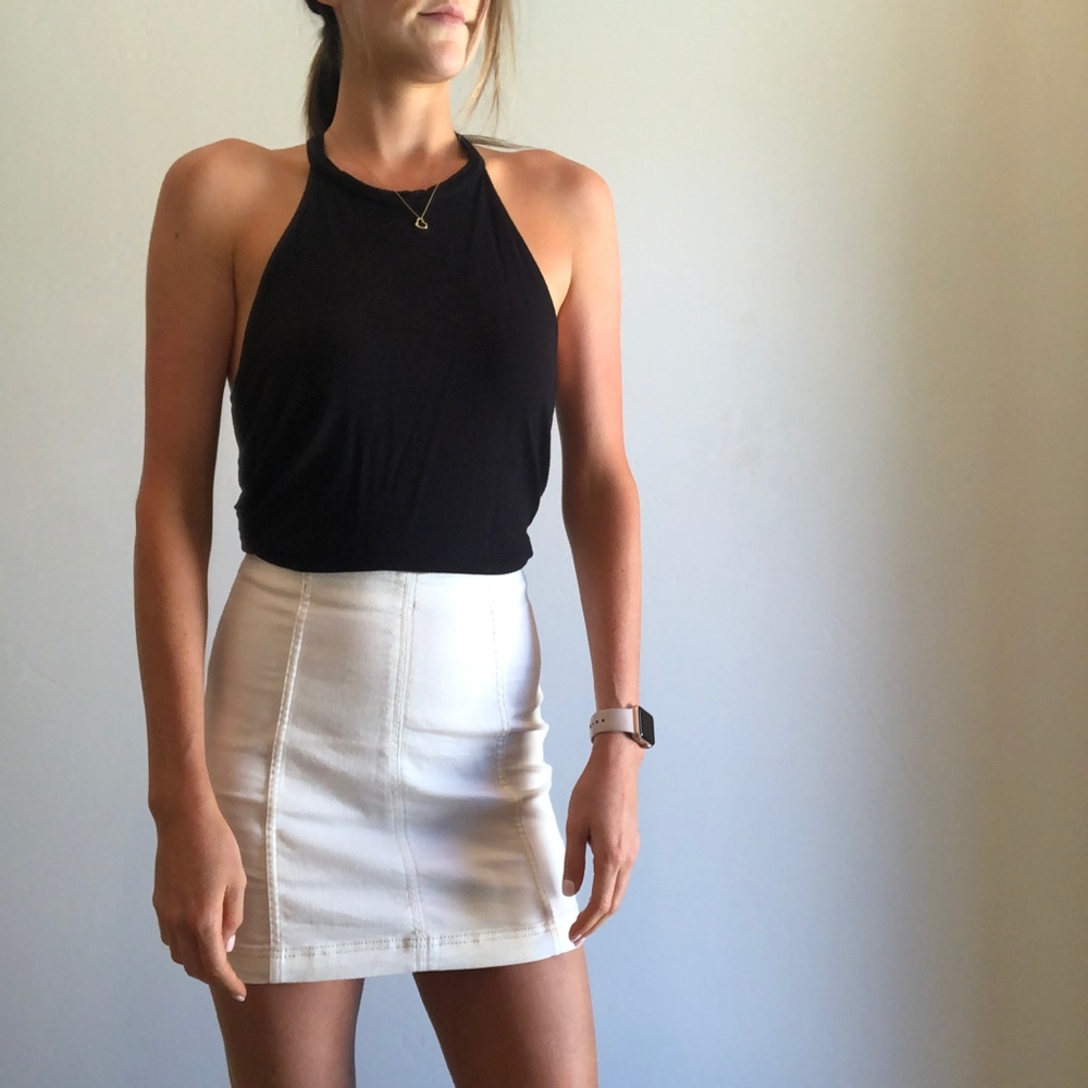 Braided Back Halter Tank - Picture 7 of 7